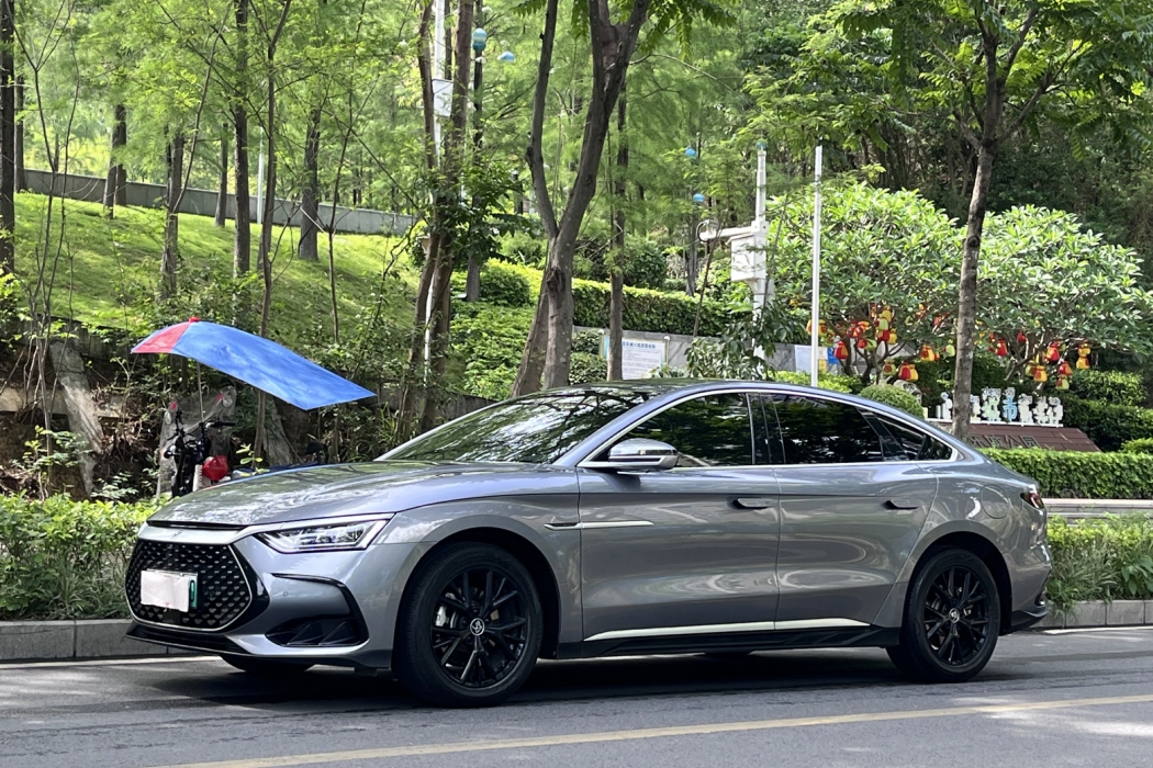 BYD Han 2023 DM-i Champion Edition 121KM Elite Type
