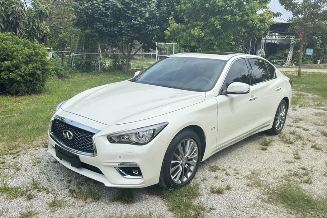 Infiniti Q50L 2018 2.0T Escape Edition National VI