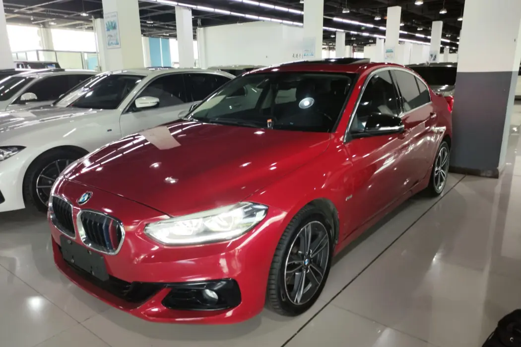 BMW 1 Series 2018 118i Sport
