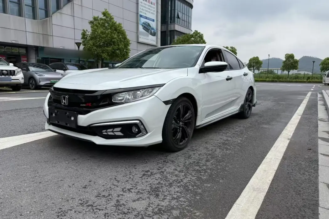 Honda Civic 2019 220TURBO CVT combustion Version Country VI