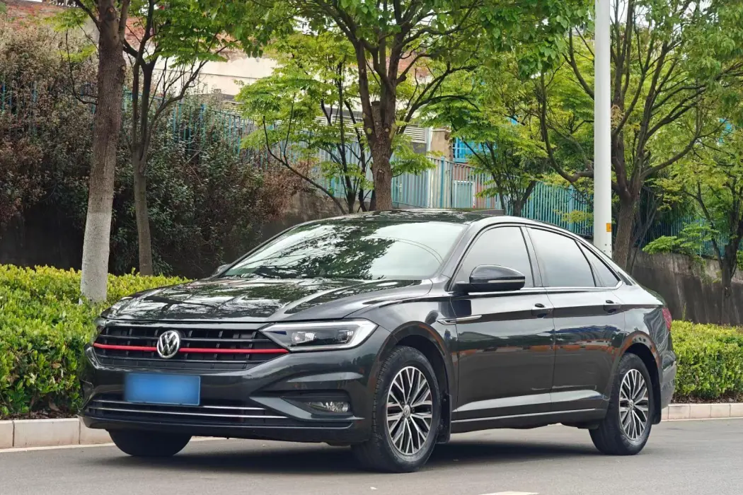 Volkswagen Sagitar 2020 280TSI DSG Comfort Country VI