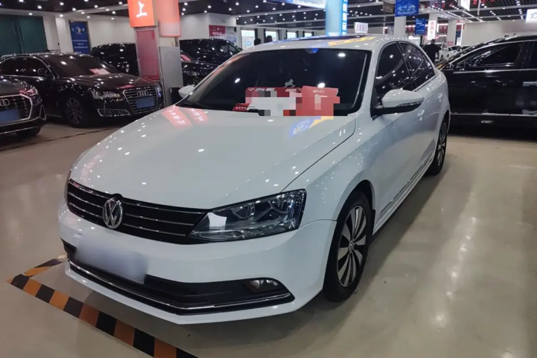 Volkswagen Sagitar 2018 180TSI DSG Premium Edition