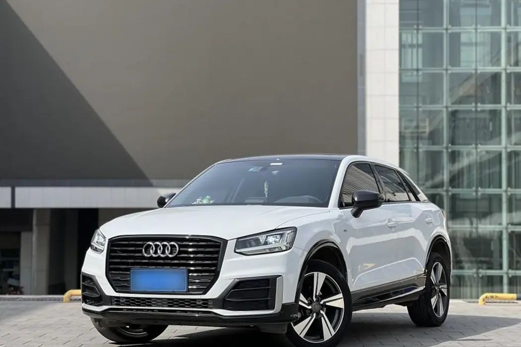 Audi Q2L 2021 model 35 TFSI fashion dynamic type