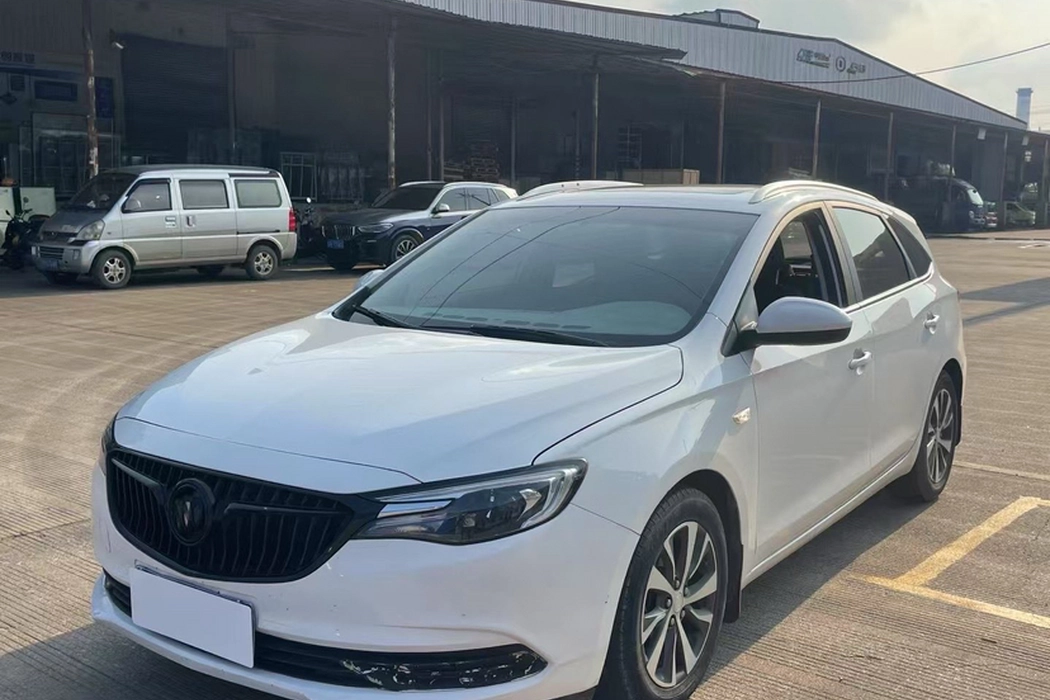 Buick Yuelang 2019 18T Automatic Interconnection Elite Country VI