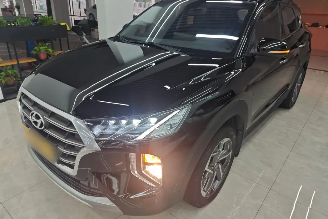 Hyundai Tucson 2019 280TGDi dual-clutch two-wheel drive fashion version of the country VI