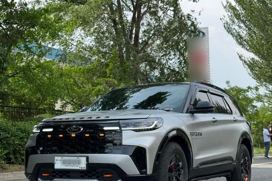 Ford Explorer 2023 EcoBoost 285 Kunlun Peak Edition 7-seater