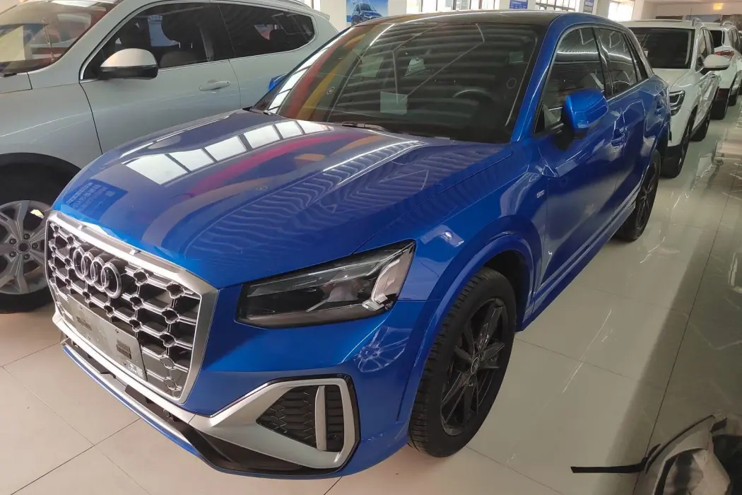 Audi Q2L 2022 35 TFSI Progressive Dynamic