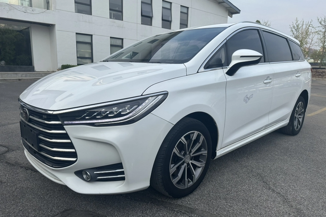 BYD Song MAX 2019 1.5T automatic Zhilian Ruiyi Sunroof type 7-seater Country VI