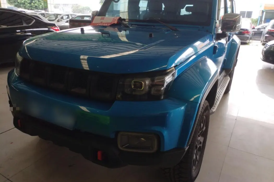 Beijing BJ40 2018 PLUS 2.3T automatic four-wheel drive ultimate edition Country V