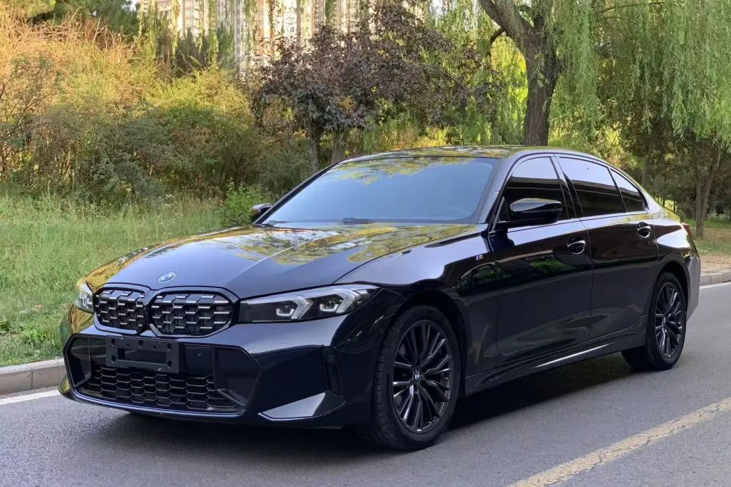 BMW 3 Series 2023 325Li M Sport Obsidian Package