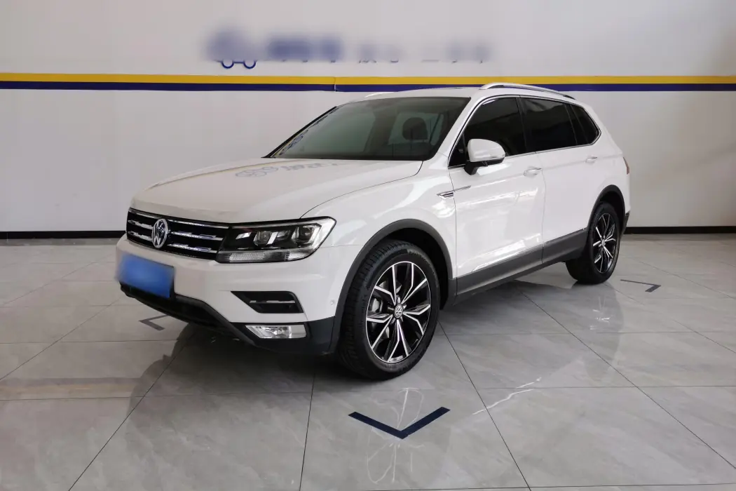 Volkswagen Tiguan L 2020 330TSI automatic two-wheel drive smart luxury edition Country VI