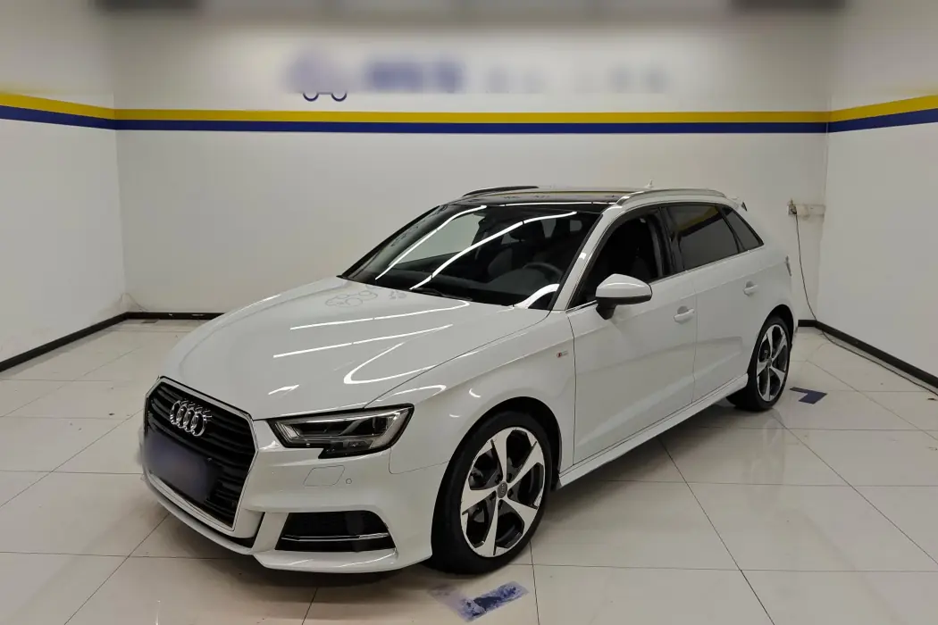 Audi A3 2018 30th anniversary Sportback 35 TFSI Sportback