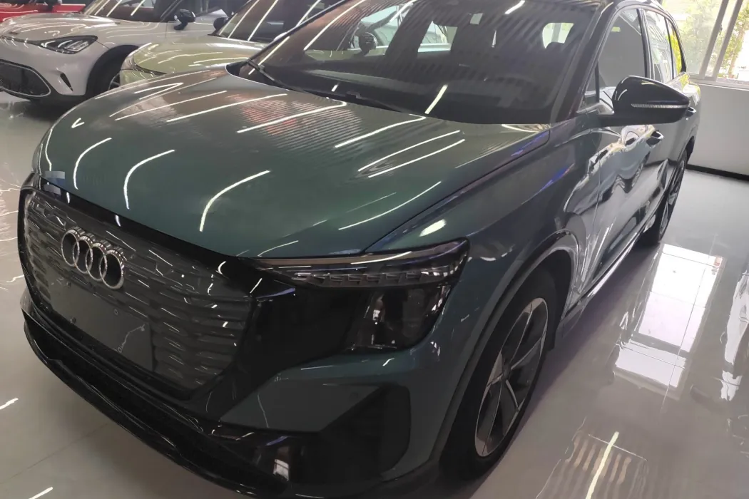Audi Q5 e-tron 2022 40 e-tron Starburst Mecha Package