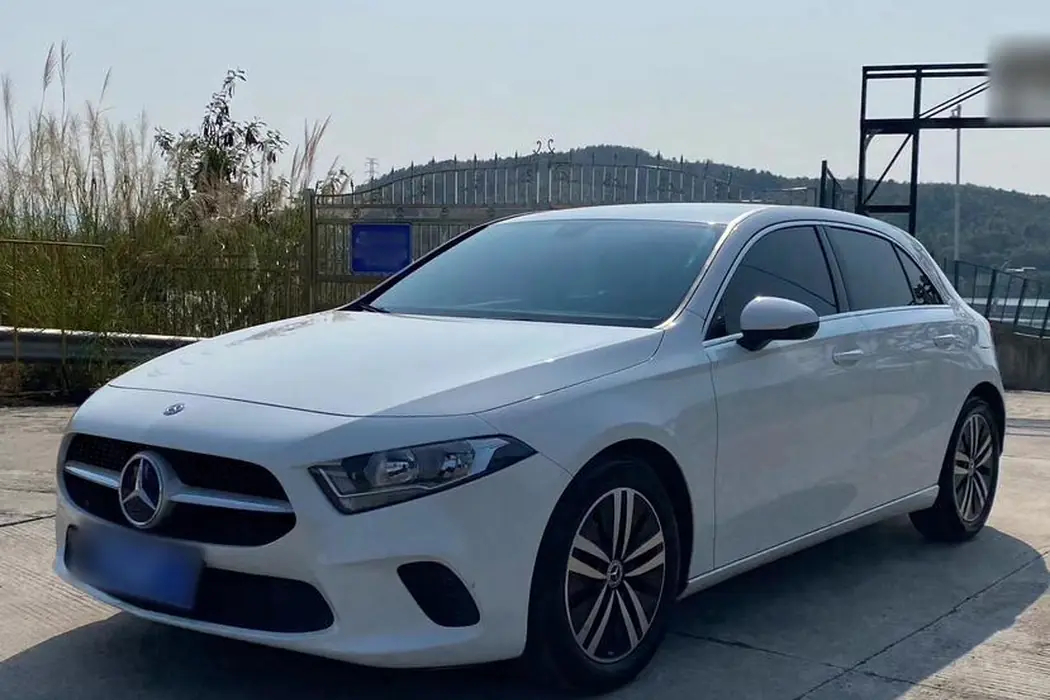 Mercedes-Benz A-Class (Import) 2020 A 180