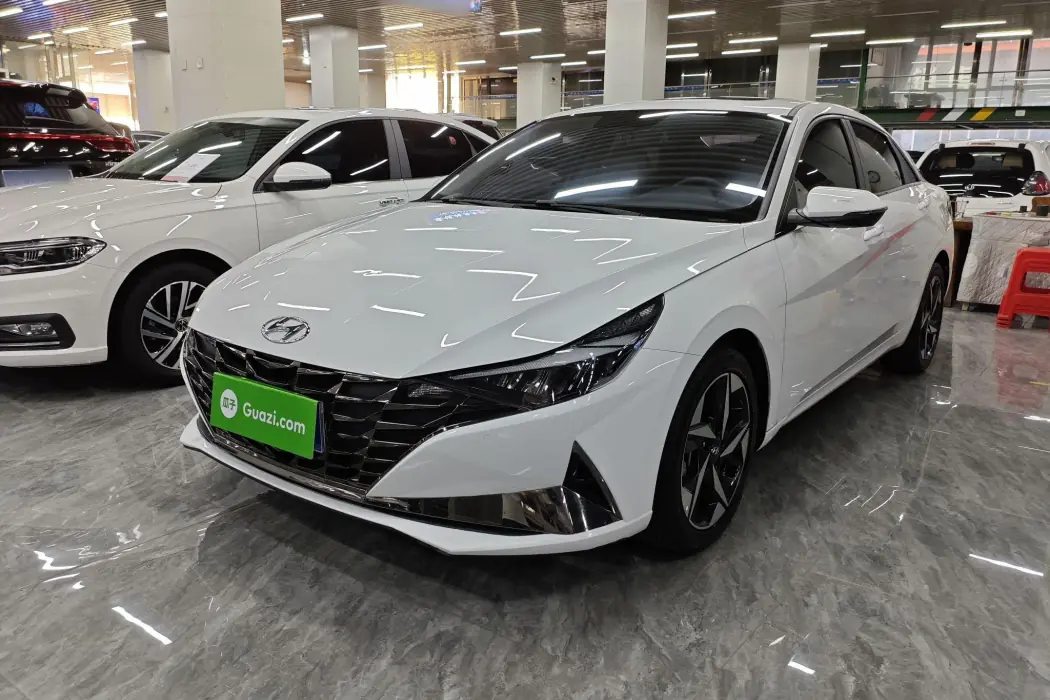 Hyundai Elantra 2022 1.5L CVT GLX Elite Edition
