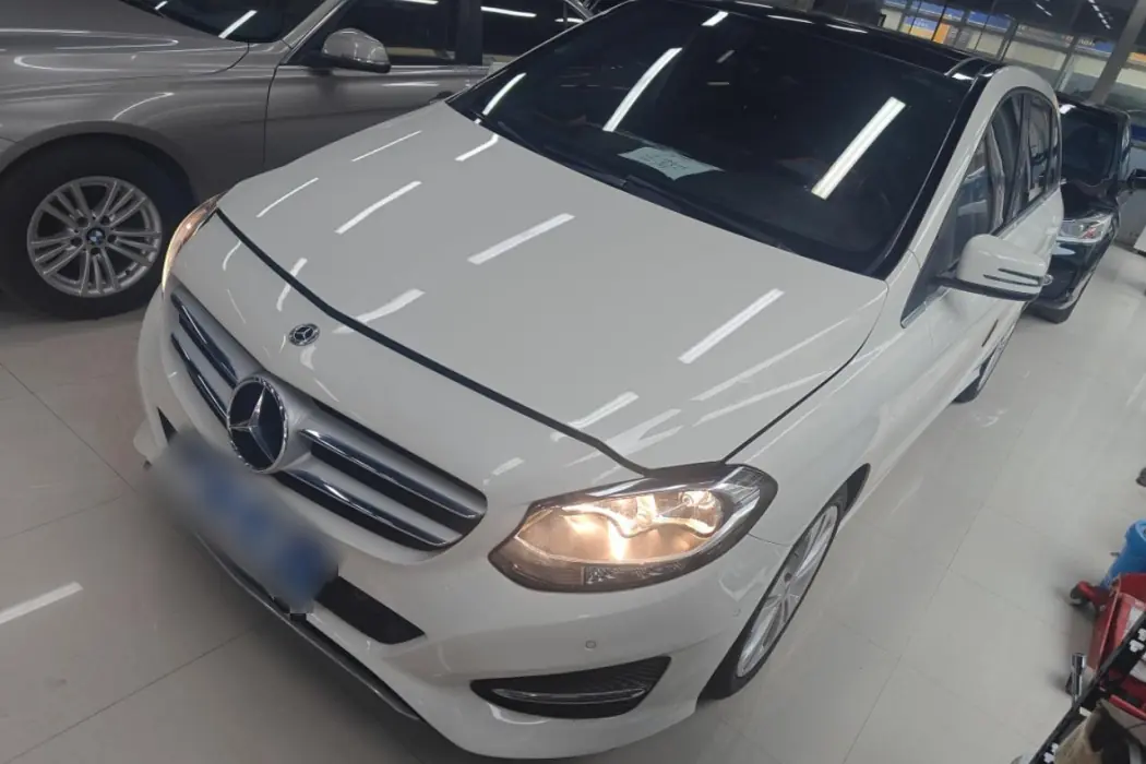 Mercedes-Benz B-Class 2019 B 200 Dynamic