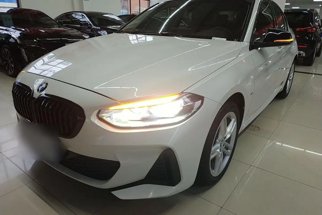 BMW 1 Series 2023 120i M Sport Obsidian Night Edition