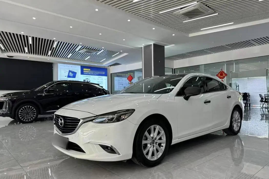 Mazda Atez 2018 2.0L Blue Sky Deluxe Edition Country VI