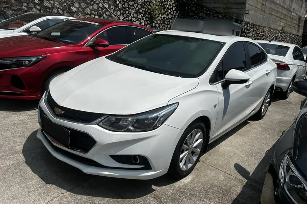 Chevrolet Cruze 2018 facelift 320 manual Xuanfeng version