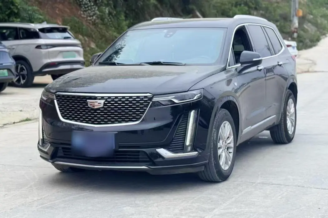 Cadillac XT6 2022 2.0T 6-Seat 4WD Style
