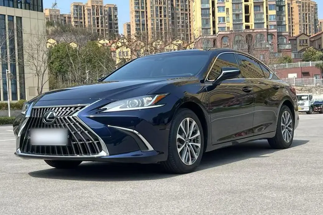 Lexus ES 2023 Model 200 Excellent Edition