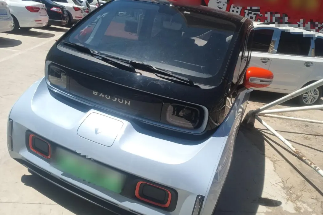 Baojun KiWi EV 2022 Artist Light Edition Lithium Iron Phosphate