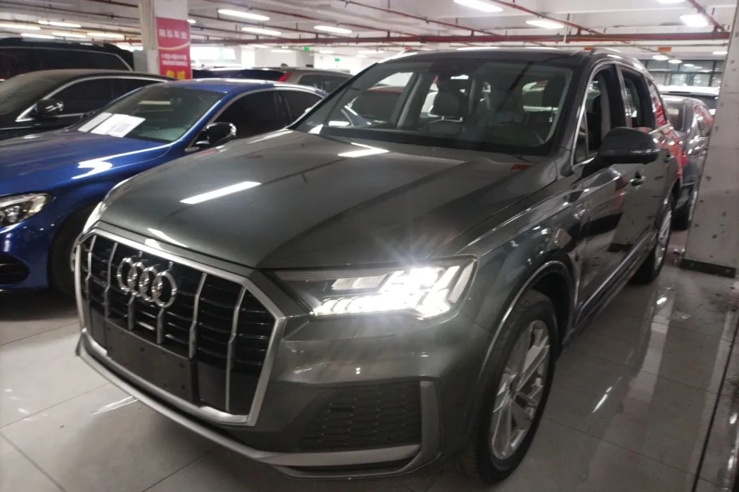 Audi Q7 2021 45 TFSI quattro S line Sport