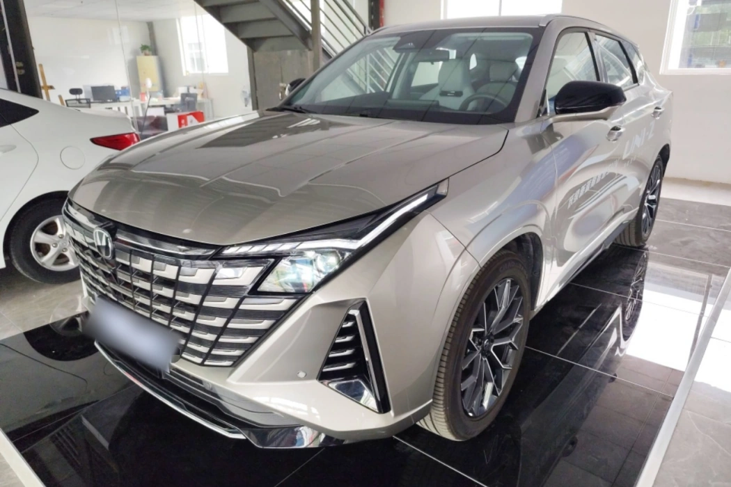 Changan UNI-Z 2025 1.5T Premium Type
