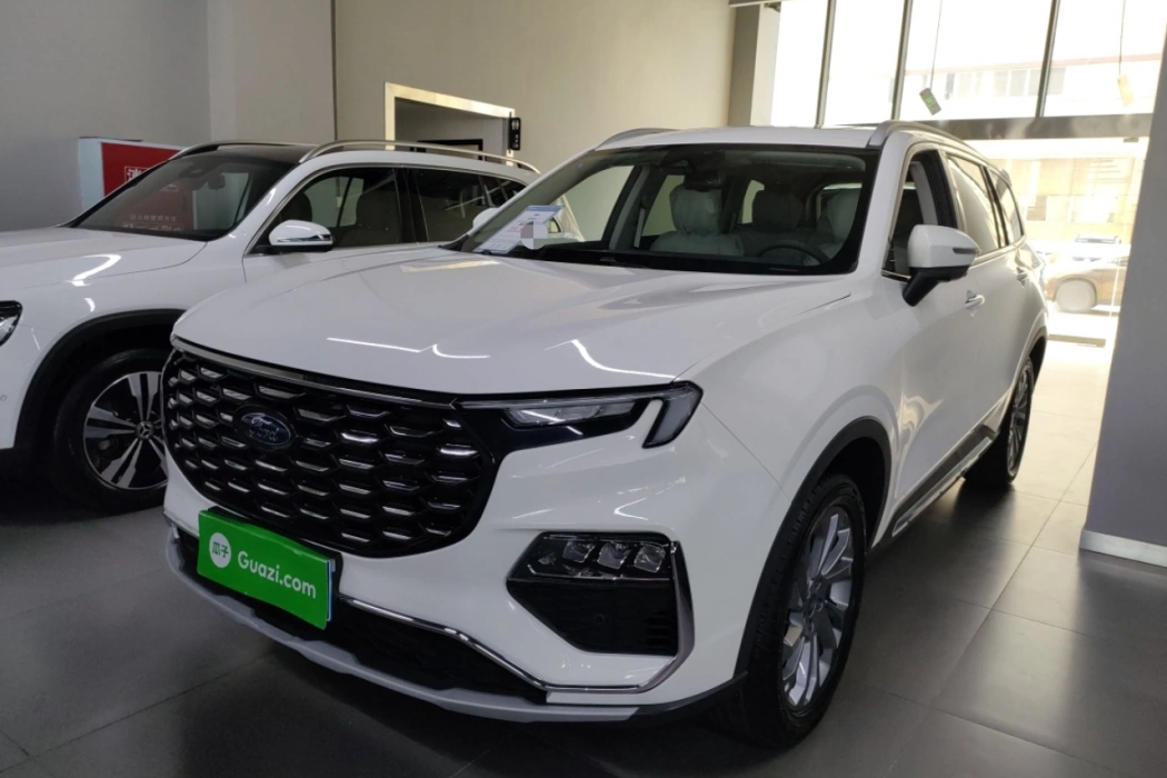 Ford Lingyu 2023 EcoBoost 225 Premium Collar Type 7-seater (2/3/2)