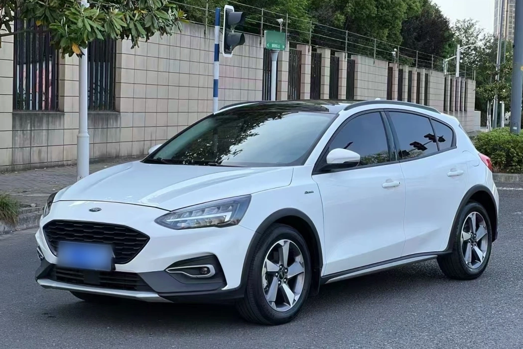 Ford Focus Active 2021 EcoBoost 180 Automatic Tide Type