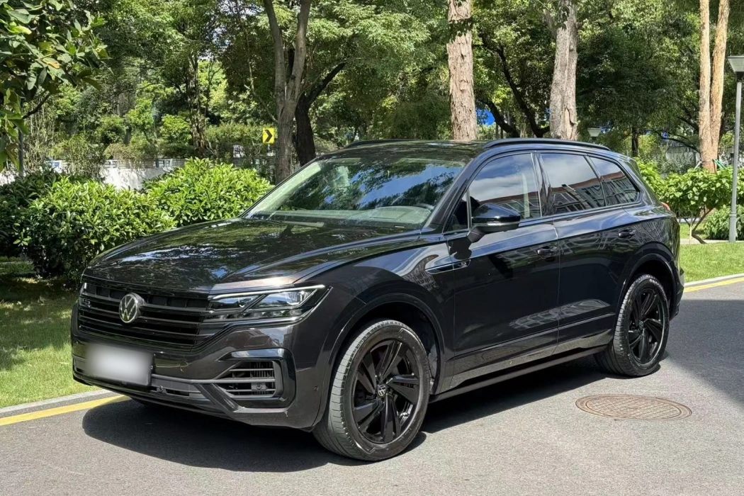 Volkswagen Touareg 2022 model 3.0 TSI Sharp Edition Yao Black Sports Suit
