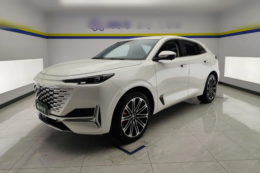 Chang'an UNI-K Smart Electric iDD 2023 Smart Electric iDD 1.5T 135km Intelligent Leader Model