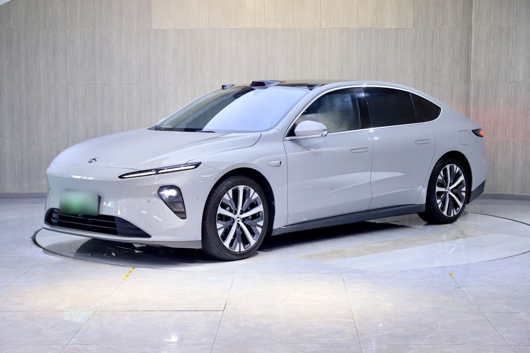 Nio ET7 2022 100kWh first version