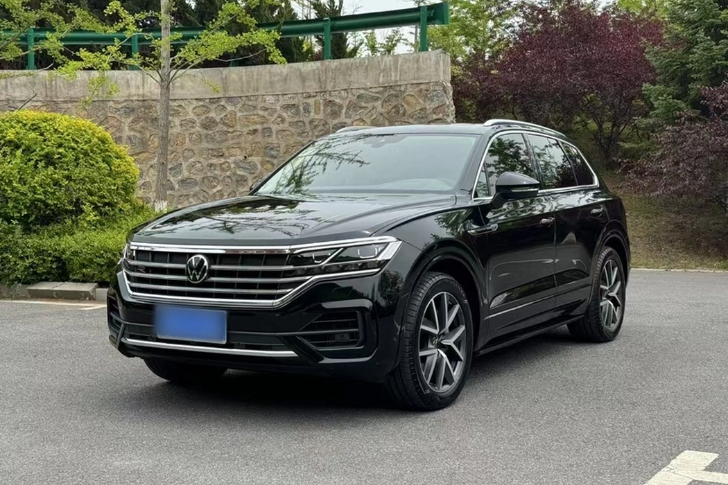 Volkswagen Touareg 2023 3.0 TSI Sharp Edition Classic Sports Suit