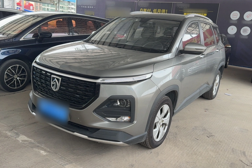 Baojun 530 2020 1.5T CVT luxury interconnected 6-seater