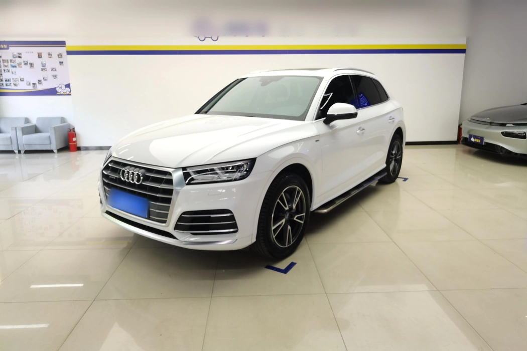 Audi Q5L 2020 facelift 40 TFSI Glory Style