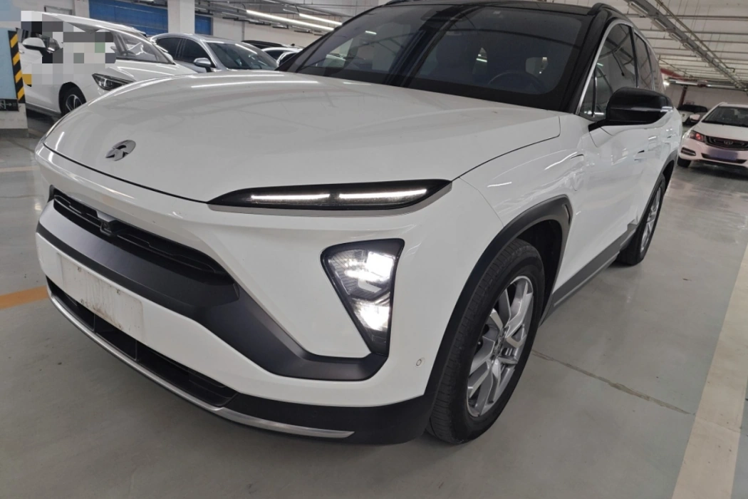 Azera ES6 2020 600KM Sport Edition