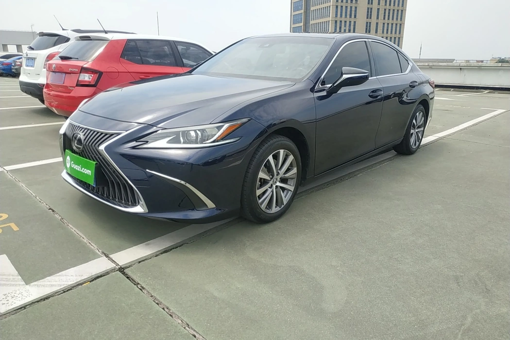 Lexus ES 2020 Model 200 Excellent Edition