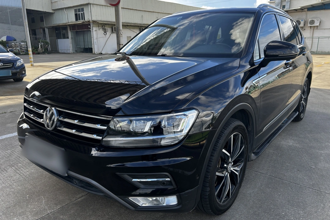 Volkswagen Tiguan L 2019 facelift 330TSI automatic two-wheel drive smart luxury edition Country VI