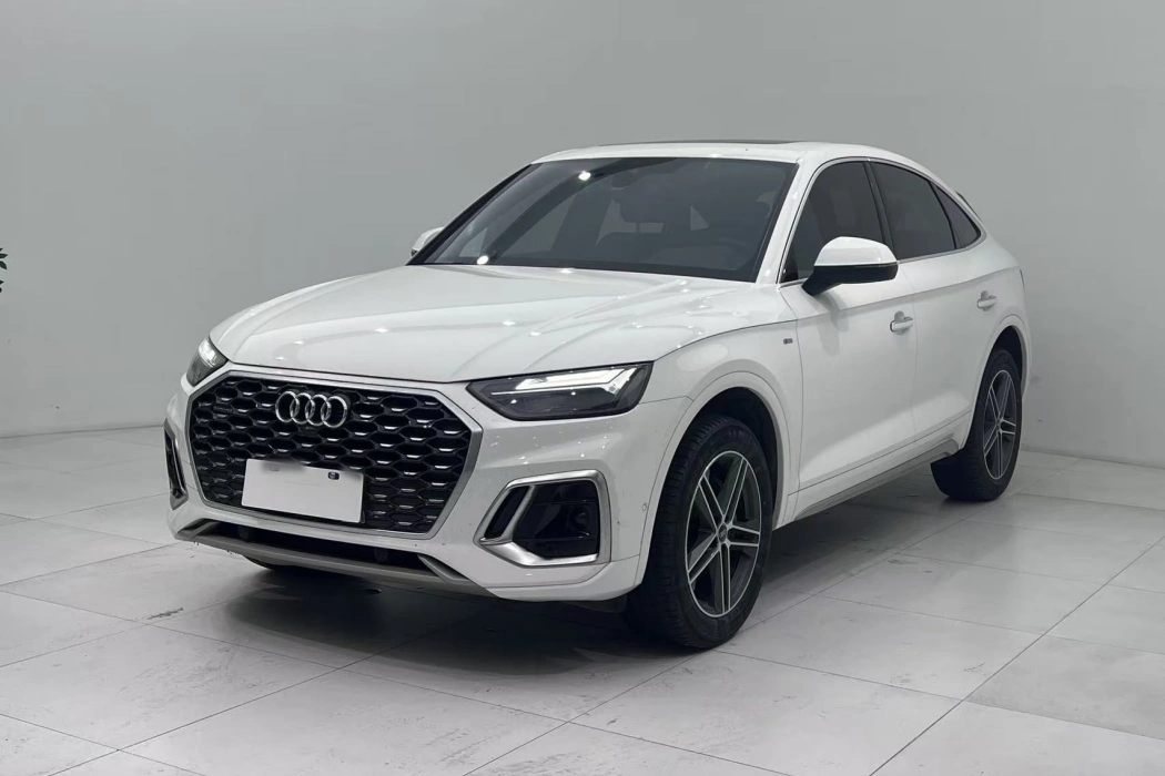 Audi Q5L Sportback 2022 40 TFSI Style