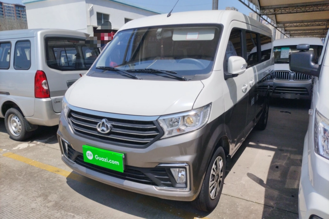 Changan Straddle Straddle Star V5 2022 1.5L comfortable 5-7-seater Bus JL473QH
