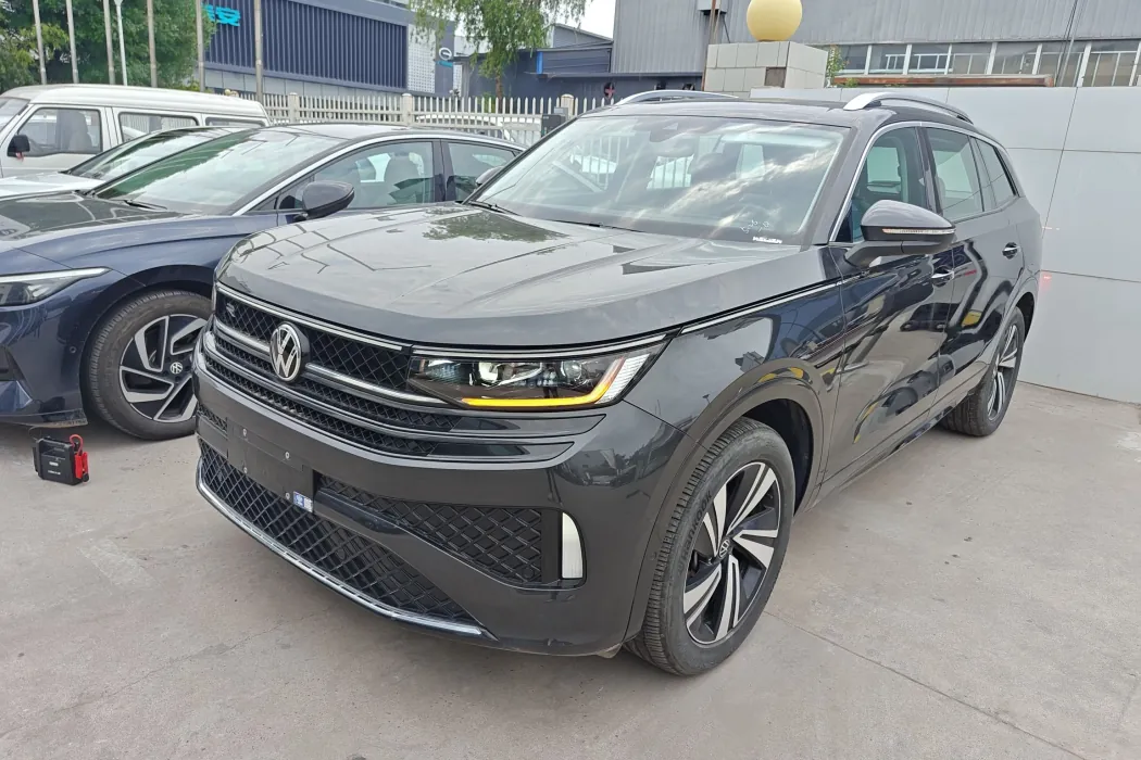 Volkswagen Range Rover 2023 380TSI four-wheel drive R-Line Cruise version