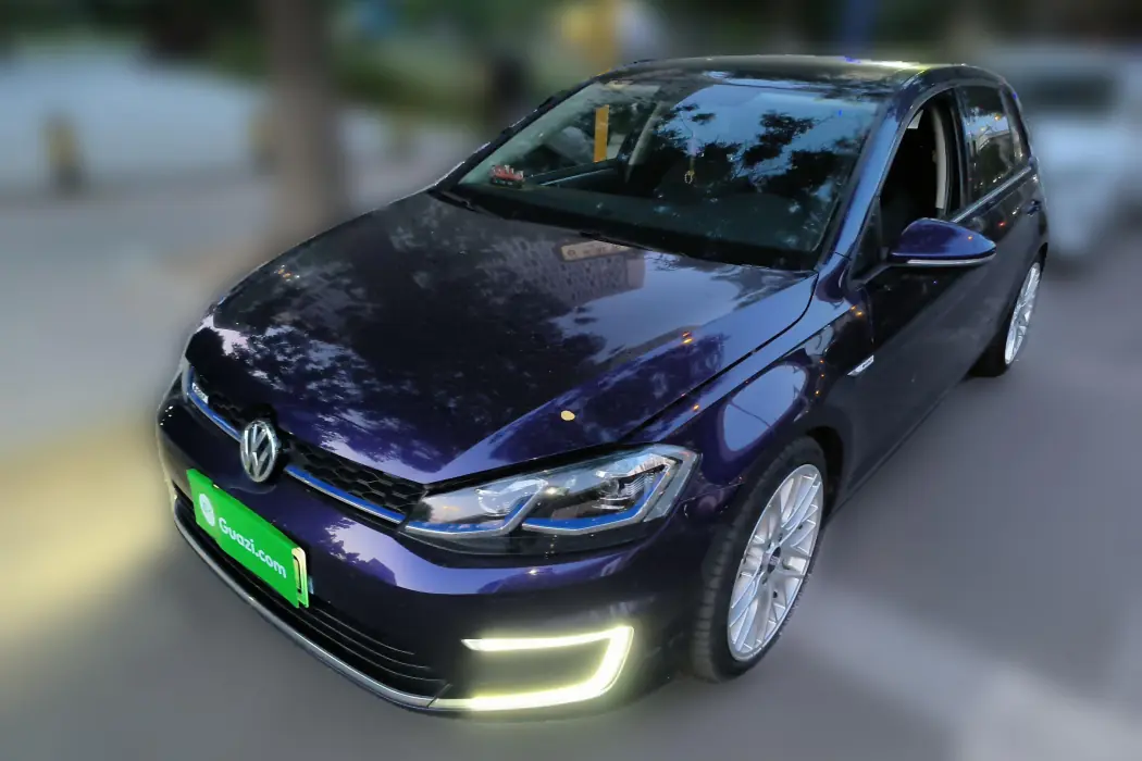 Volkswagen Golf*Pure Electric 2020 Chi