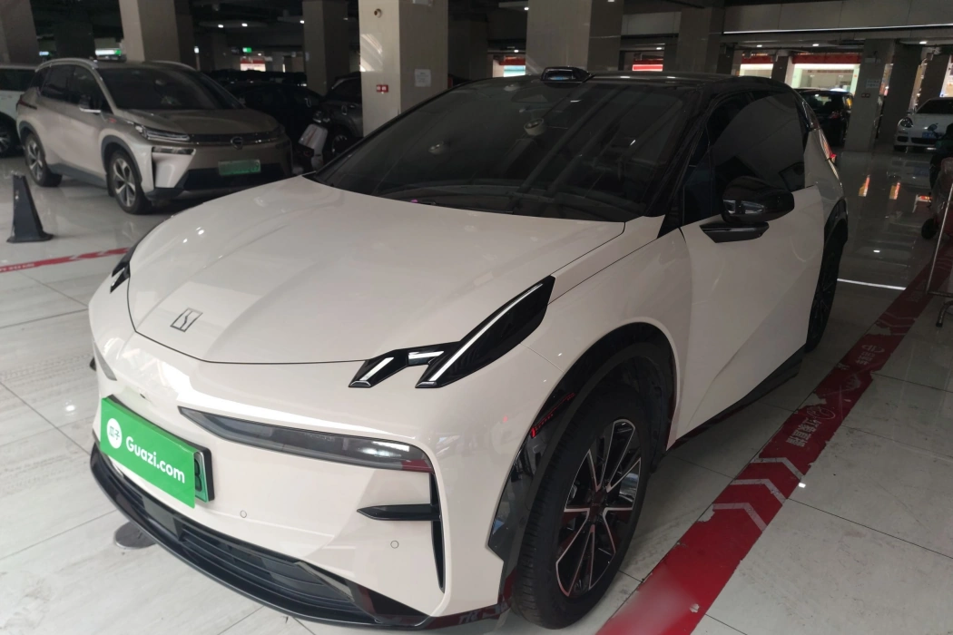 Extreme Krypton X 2024 four-seater rear-drive version