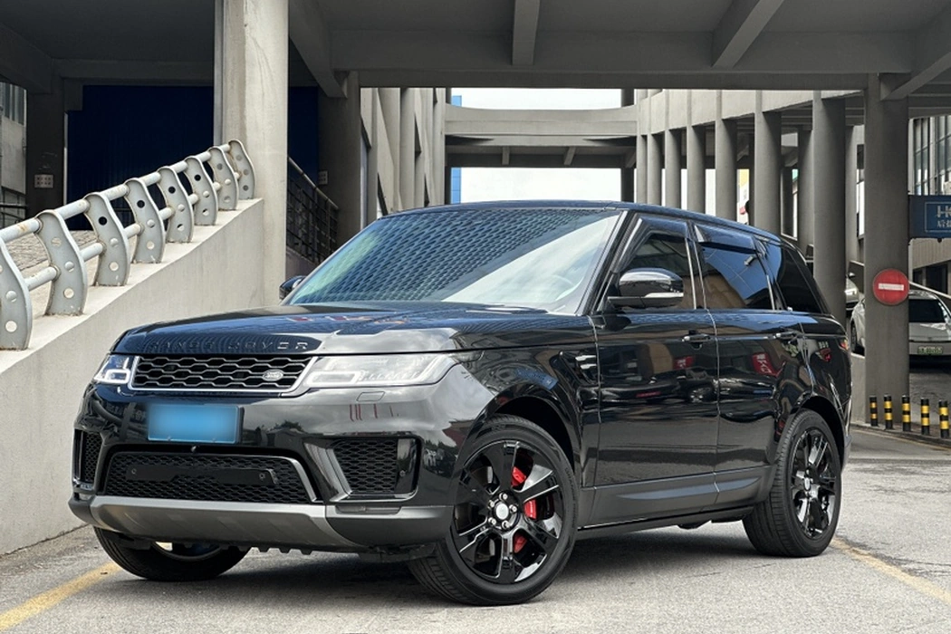 Land Rover Range Rover Sport 2020 Model 3.0 L6 SE