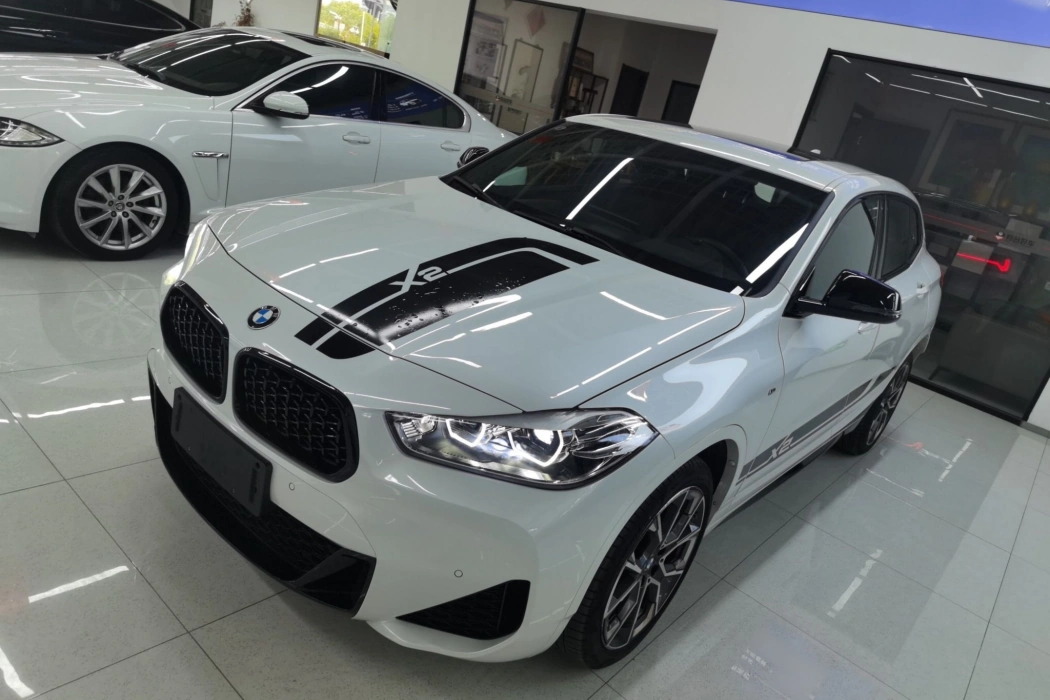BMW X2 2021 Modified sDrive25i Obsidian Night Edition