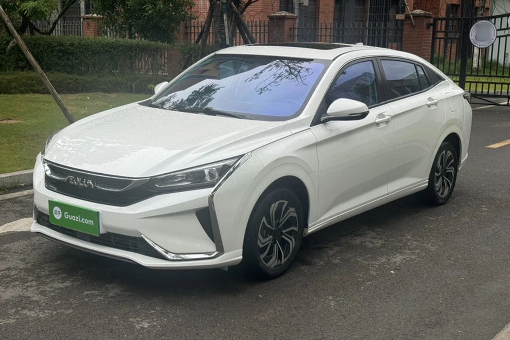 Dongfeng Fengshen Yixuan 2021 230T Automatic Glory Version