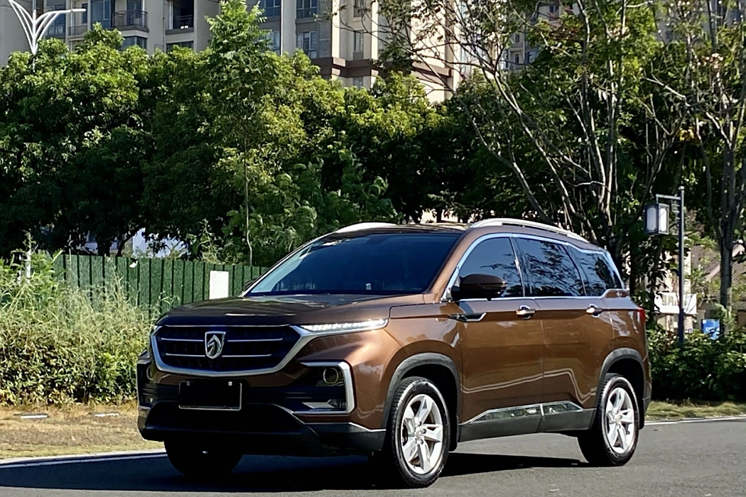 Baojun 530 2019 1.5T CVT luxury National V