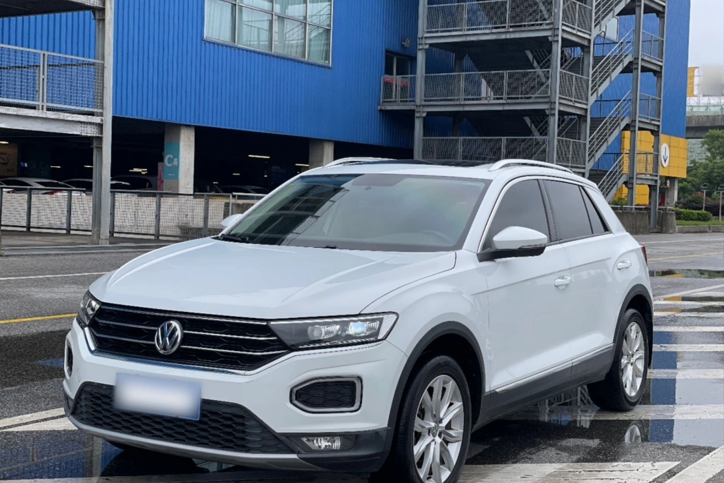 Volkswagen T-ROC exploring Song 2019 230TSI DSG two-wheel drive enterprising country VI