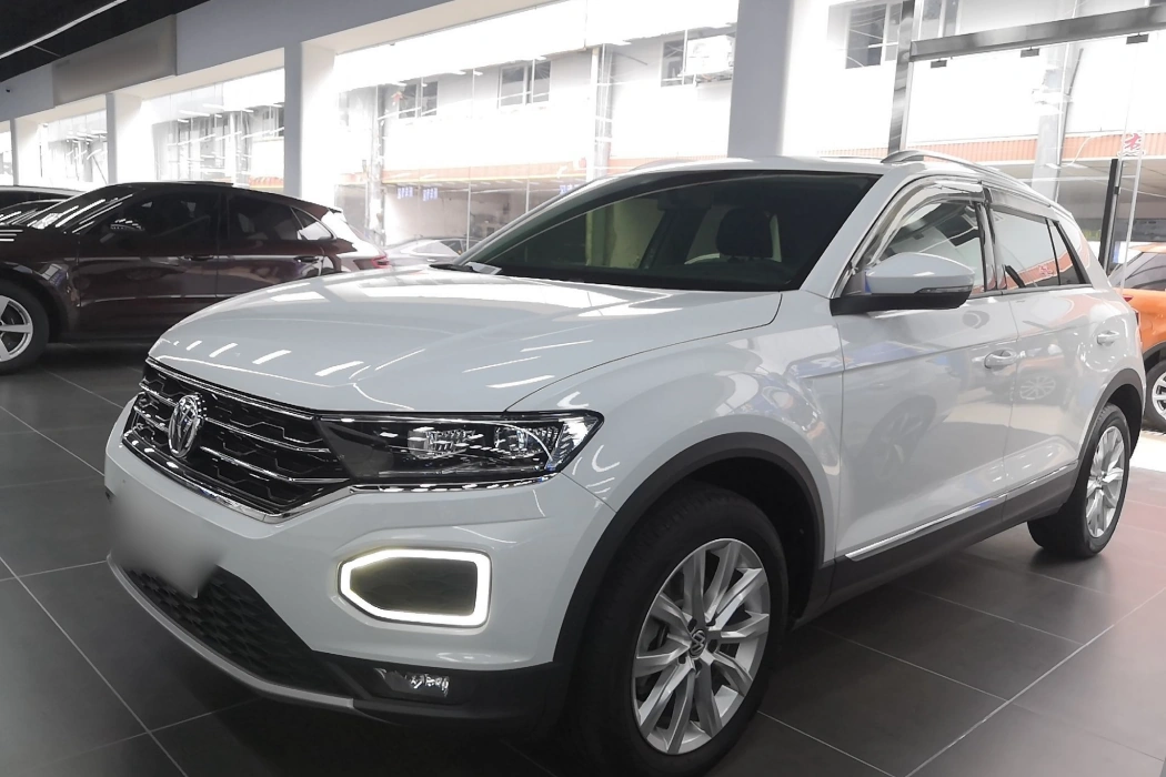Volkswagen T-ROC exploring Song 2019 230TSI DSG two-wheel drive enterprising country VI